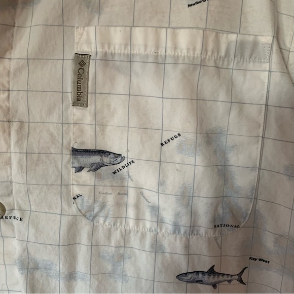 Columbia River Lodge Men's Short Sleeve Button Up Shirt Fish Size Large - Picture 4 of 6